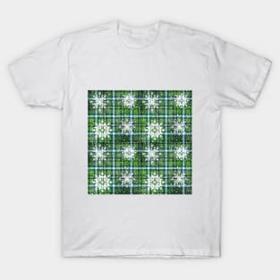 Christmas checkered pattern, green. T-Shirt